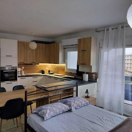 Luxurious 4Th Floor Apartment With Elevator Alexandroupoli Exterior photo